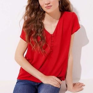 🎉Host Pick!🎉Loft red buttoned v-neck petal sleeve blouse,